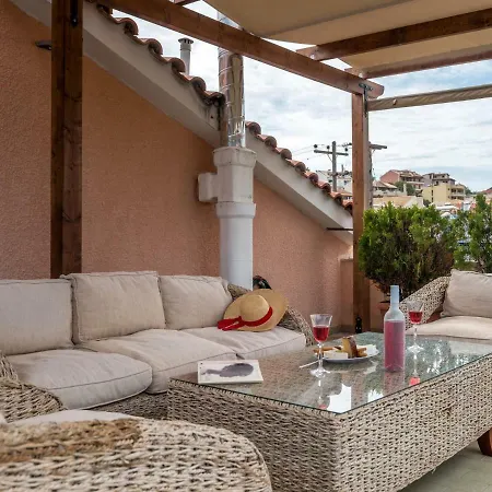 Apartment Nikos Attic With Large Terrace